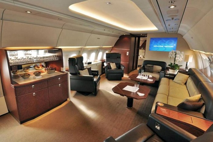 Jet private inside interiors most luxurious jets amazing world like step subscribe reading stories re top our worlds