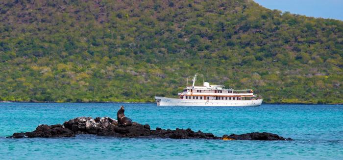 Best galapagos cruise for families